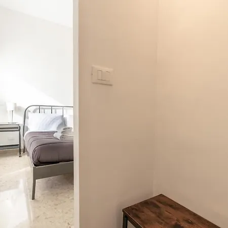 Art & Design - San Paolo-colosseo 15 Min Apartment Rome